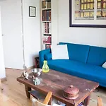 Apartment With Terrace Near Buttes-Chaumont